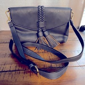 Navy crossbody